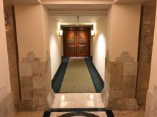 Double doors on level 7 : must lead to something awesome !