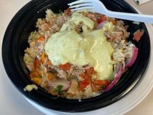 Keto carnitas bowl with avocado crema 