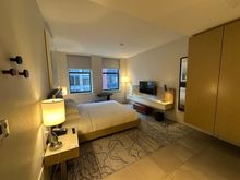 King room, 21st floor