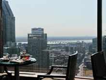 Clublounge:  the view.