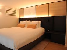 Yup - it's a King bed.