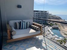 Thompson suite balcony