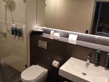 Bathroom vanity