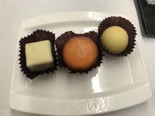 They brought back chocolates to finish and I somehow managed to eat these as well. The whole meal, plus the breakfast later, probably more than made up for the calories I burned running the Fujisan marathon. 