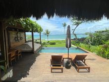 Deck and pool of Mangarra 2