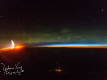 One summer morning, I saw the dawn and the aurora borealis at the same time.