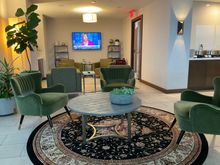 Sitting area at the end of the lounge