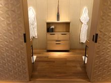 Entry to bathroom