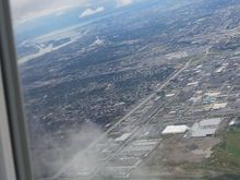 Turning final to YUL with a clear view of the Big O