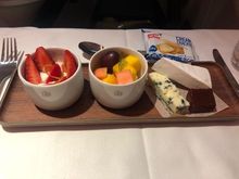 Dessert, fruit and cheese GRU-LIS.
