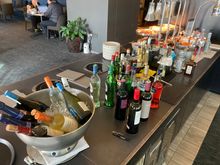 Barcounter at Club Intercontinental Lounge, à volonté or let the friendly bartender pour or mix you something to perk up your spirits 