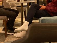 So you know how laid back it is in the Amsterdam Sheraton Club Lounge .... 
