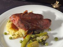 This was my preorder. Veg was a bit of a disappointment but sausages themselves and the mash were actually very tasty