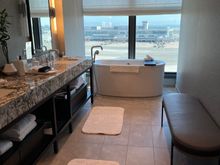 1 bedroom suite bathroom