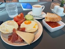 Some breakfast buffet varieties 

