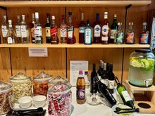 Gates D Lounge Drinks 