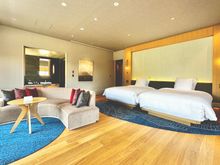 Changed fabrics of the sofa set