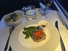I rarely have the beef on board so tried it for a change and enjoyed it. It was tender, nicely cooked and the jus was good. The veg were average 
.