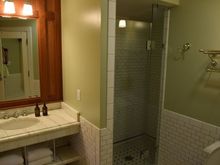 2015 07 05 - Lake Yellowstone Hotel - bathroom