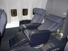 BF seats on a 752