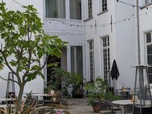 Courtyard for Breakfast