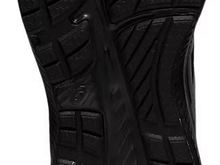 Asics bottom tread