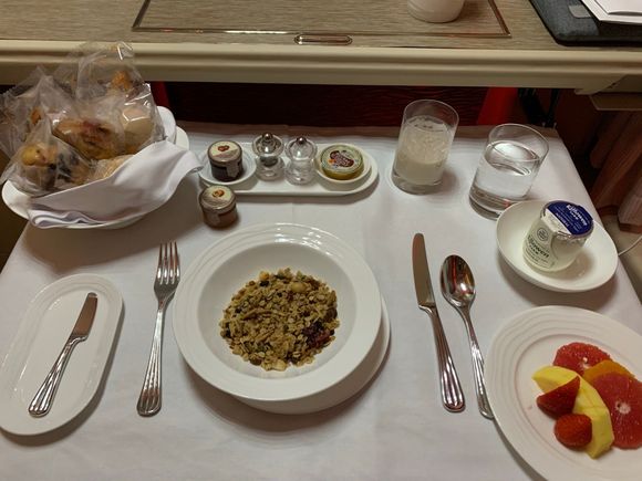 Muesli, fruit and yogurt. 