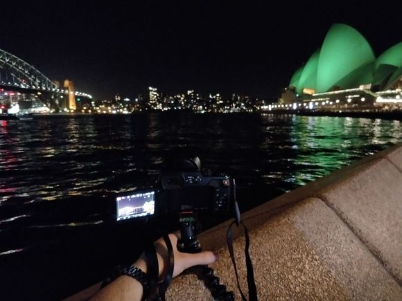 Setting up the Gorilla pod for night pictures in Sydney...