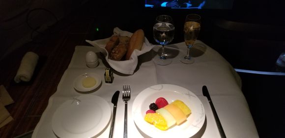 Post-sleep dinner starters: fresh fruit