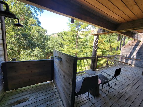 Outdoor Shower and Balcony