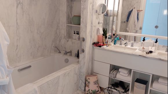 Tub