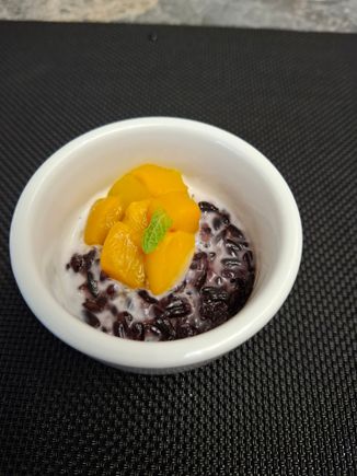 QF sticky mango rice