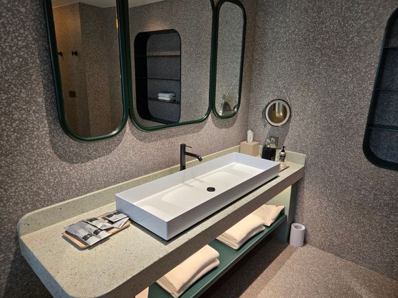 Bath room