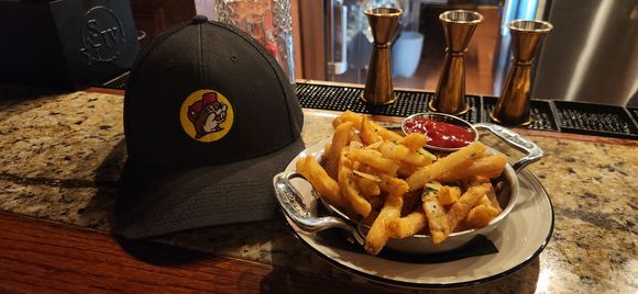 Parmesan Truffle Fries at Bar 414 in SAT