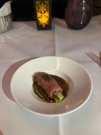 Amuse bouche - seared beef