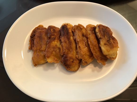 Pisang Rajah goreng ( banana fritters )