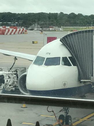 LGW / IBZ
