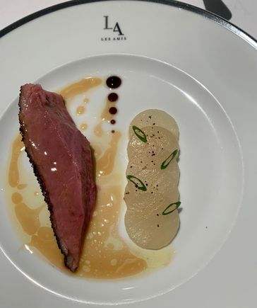 Challans canard / duck breast with glazed baby turnip 