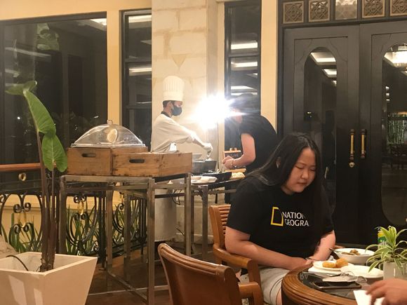 Live cooking station 