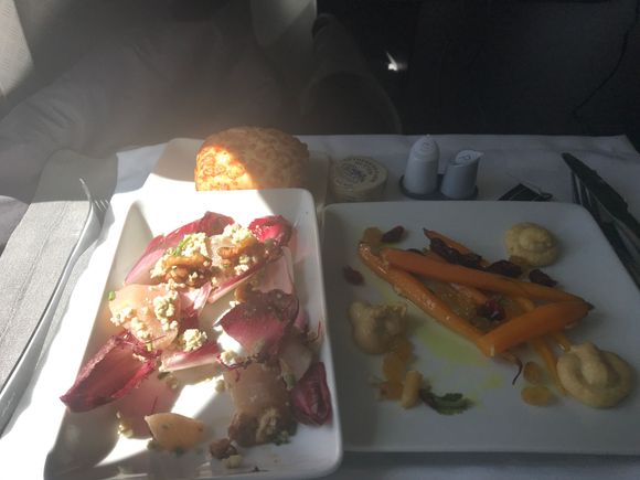 Appetizer served together with roll. Very tasty.