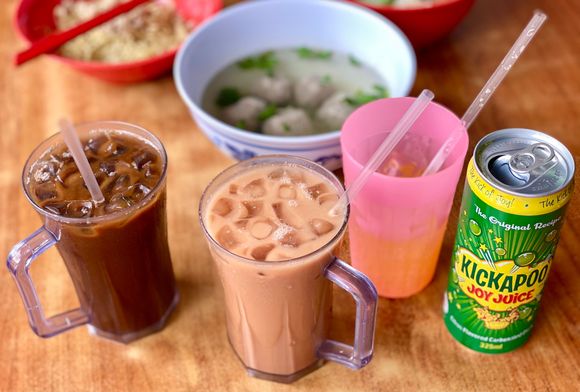 Teh see peng , kopi siew tai peng and Jo Juice 😊