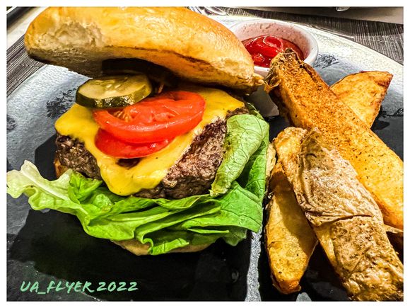 Polaris Burger