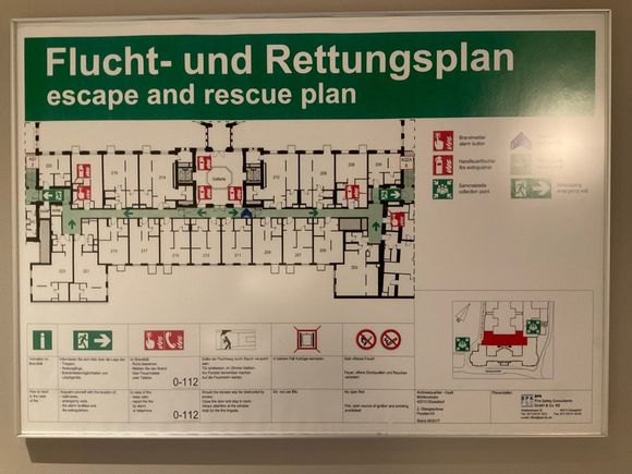Floorplan layout of level 2 : impossible to reach other levels due to keycard encoding so this is the only otherroom floorplan i could snap for our dear readers.....