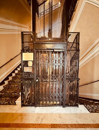 Old elevator