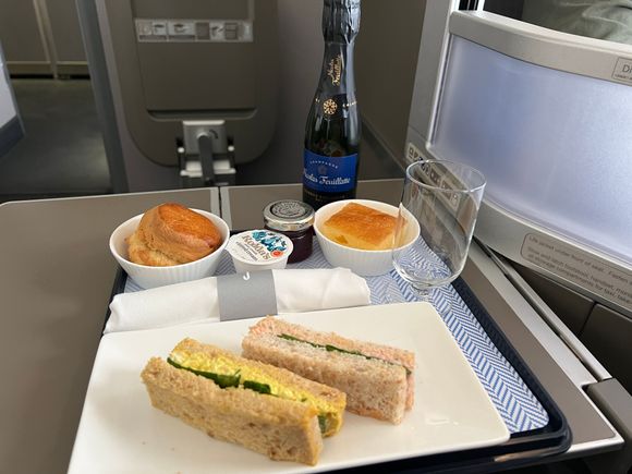Club Europe afternoon meal AMS-LHR