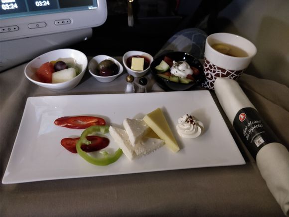 TK JED-IST Business class breakfast starter