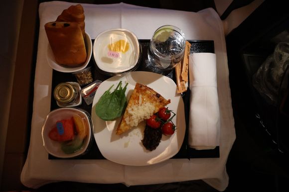 AUH-MLE, Keep in mind this was only a 4hr flight so there was only one meal. This was a lamb, goat cheese tart with carmelized onions, and it was also delicious! 