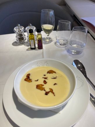 Soup (Celery cream and apples)