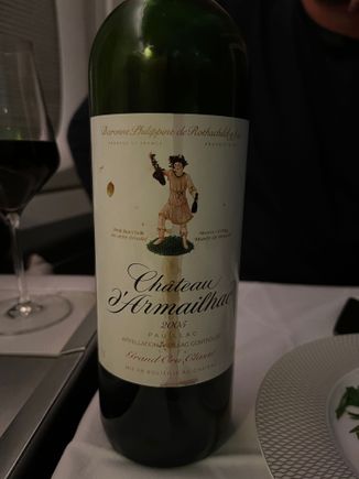 Food was average on LHR-ORD the other day - Halibut was particularly bad - however this little beauty saved the day. 