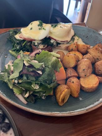 Eggs Benedict (breakfast)